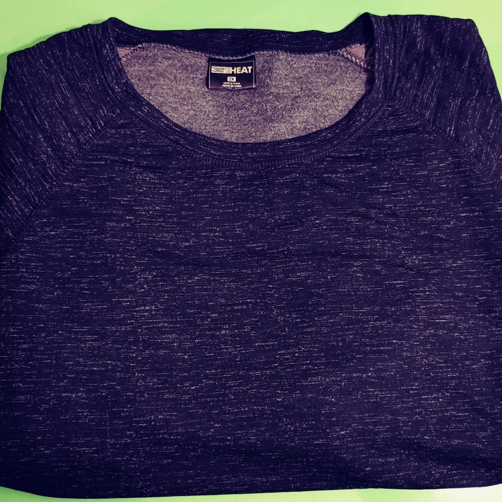 Sweatshirt - Picture 2 of 3